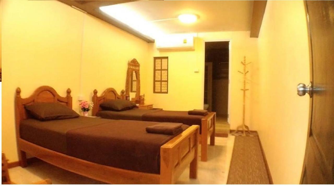 Ruan Ben Ja Don Mueang,Bangkok Hostel Room photo